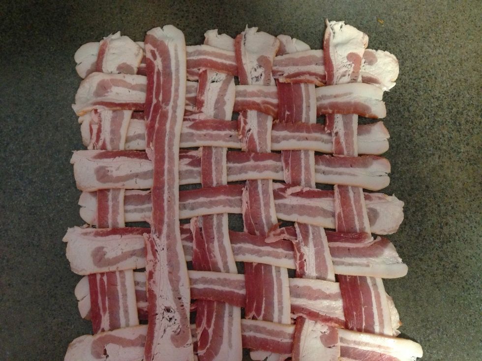 Repeat this process until you have a nice weave pattern of bacon.