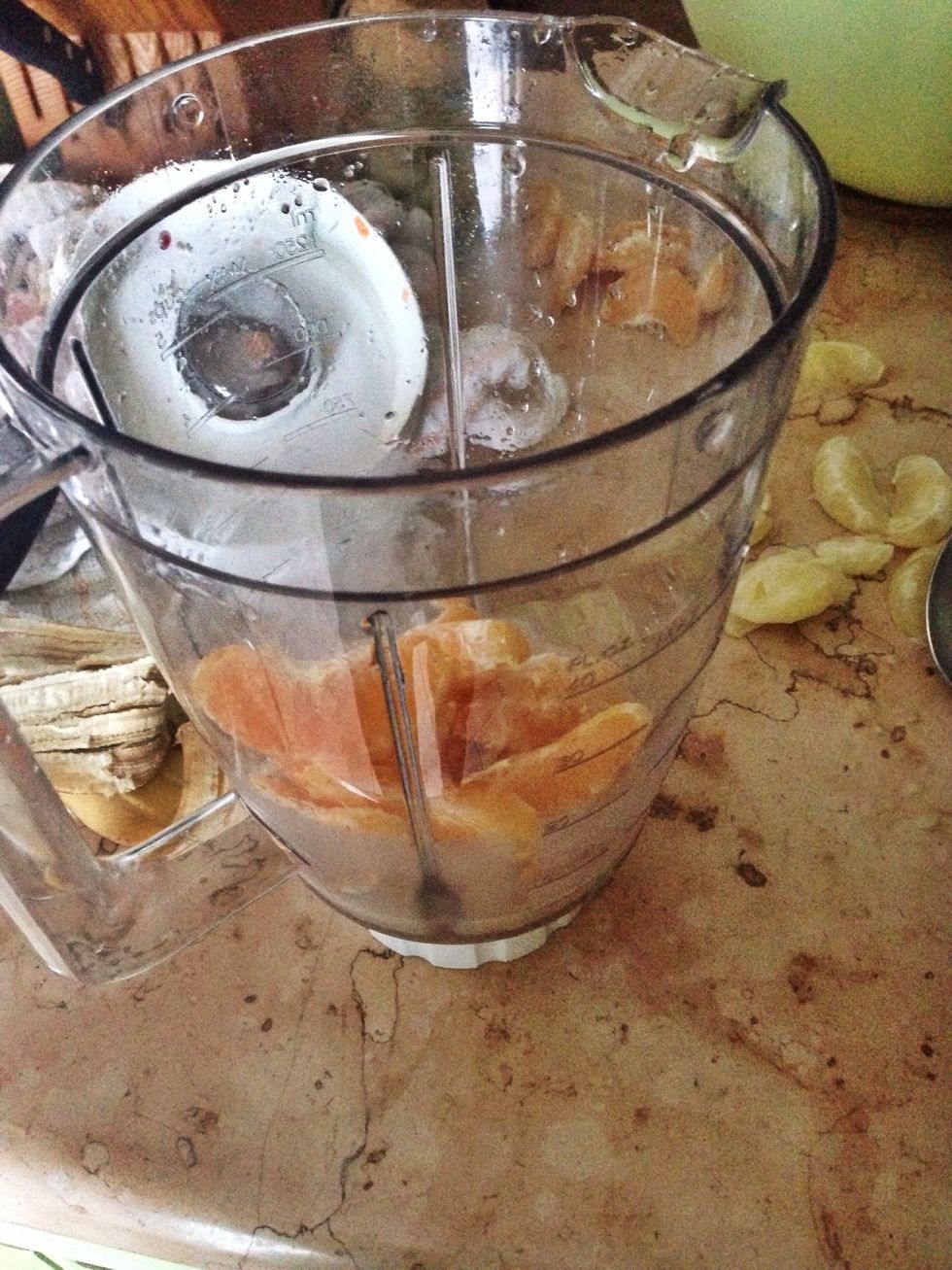 Repeat with the orange wedges.