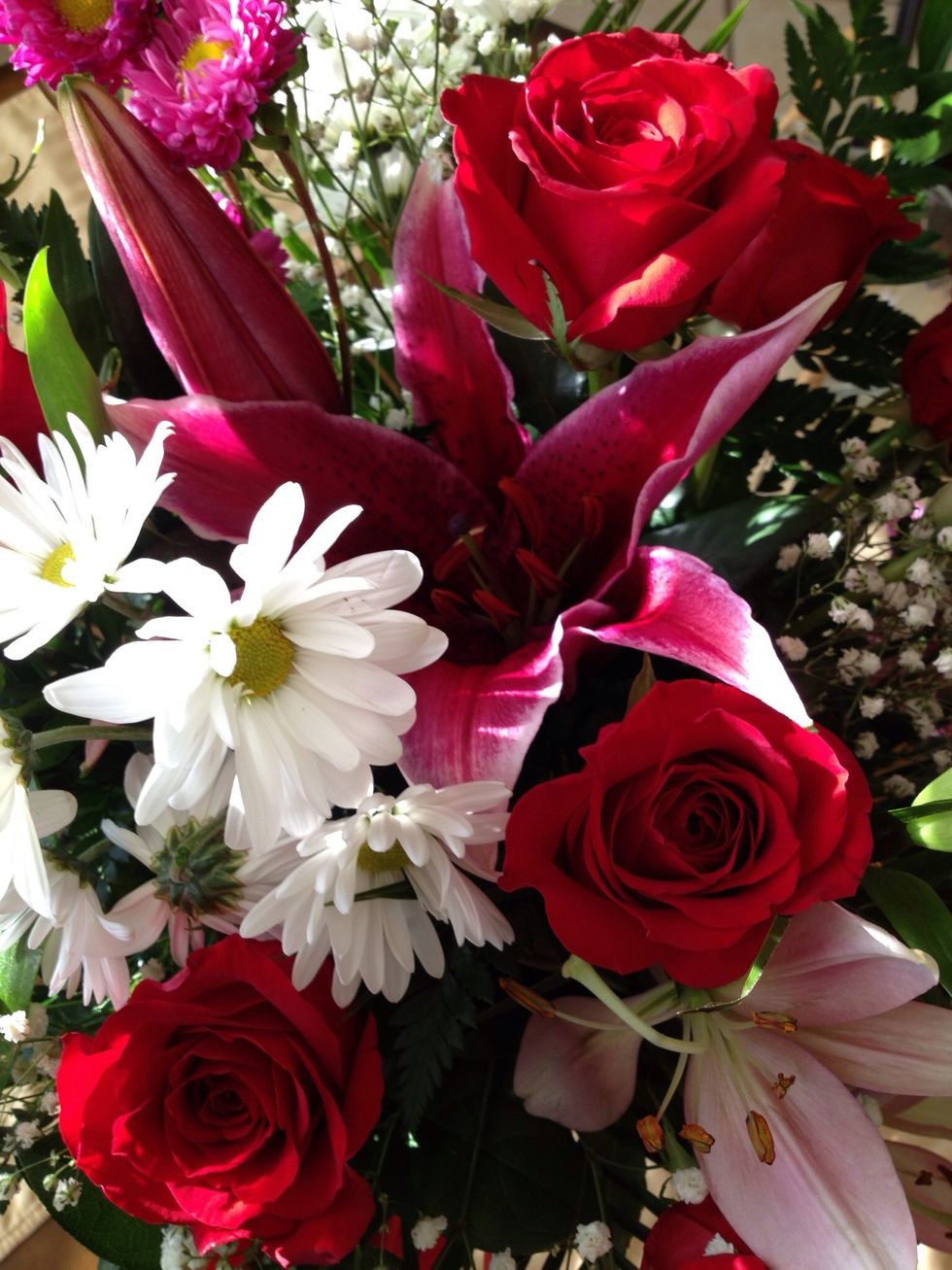 Replace the flowers in the vase. Repeat the process every other day and you will enjoy your beautiful flowers for at least a week!