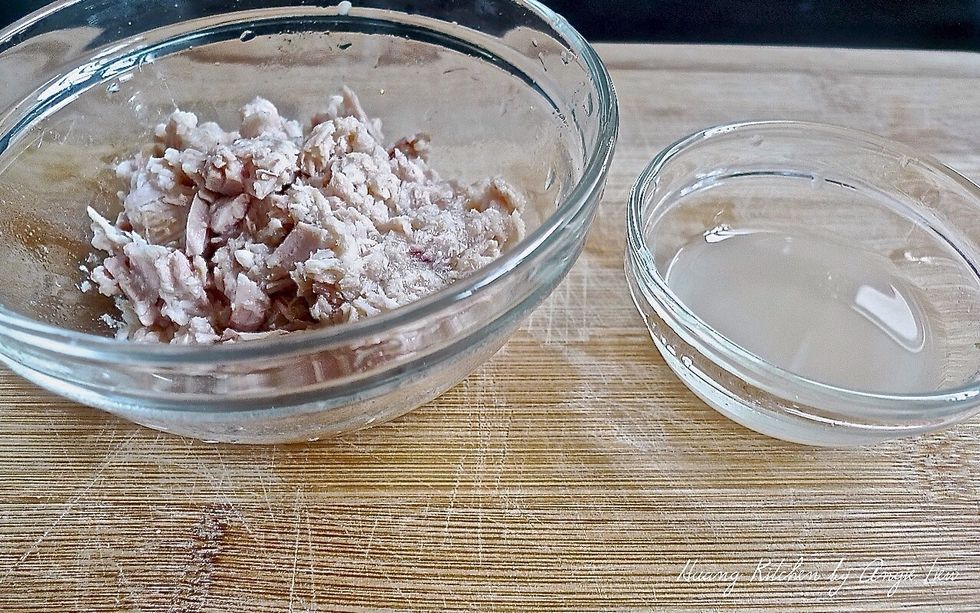 Reserve 2 teaspoons brine.