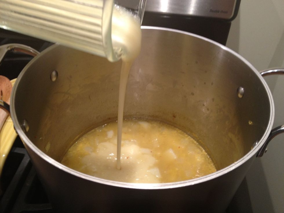 Return the blended soup to the pot.