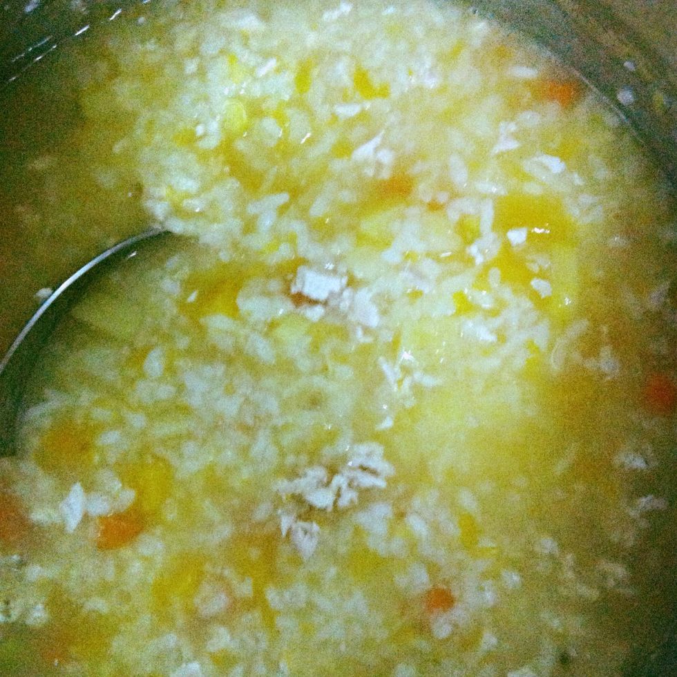 Return the chicken into the pot and stir. Leave for few minutes and close the heat.