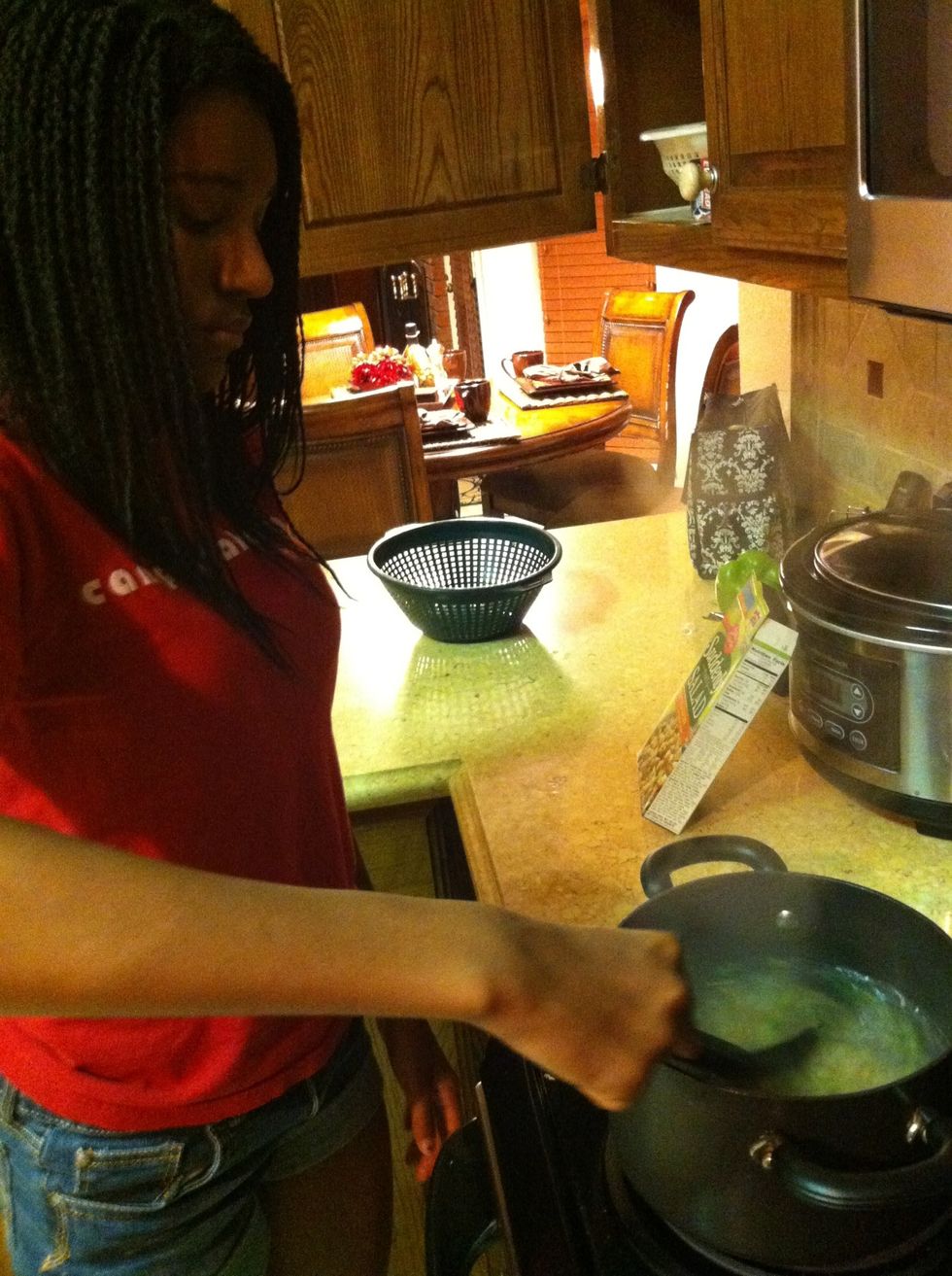 Revuelva la pasta cada 2 minutos \u00a1No lo hagas m\u00e1s de 2 minutos o se queme!