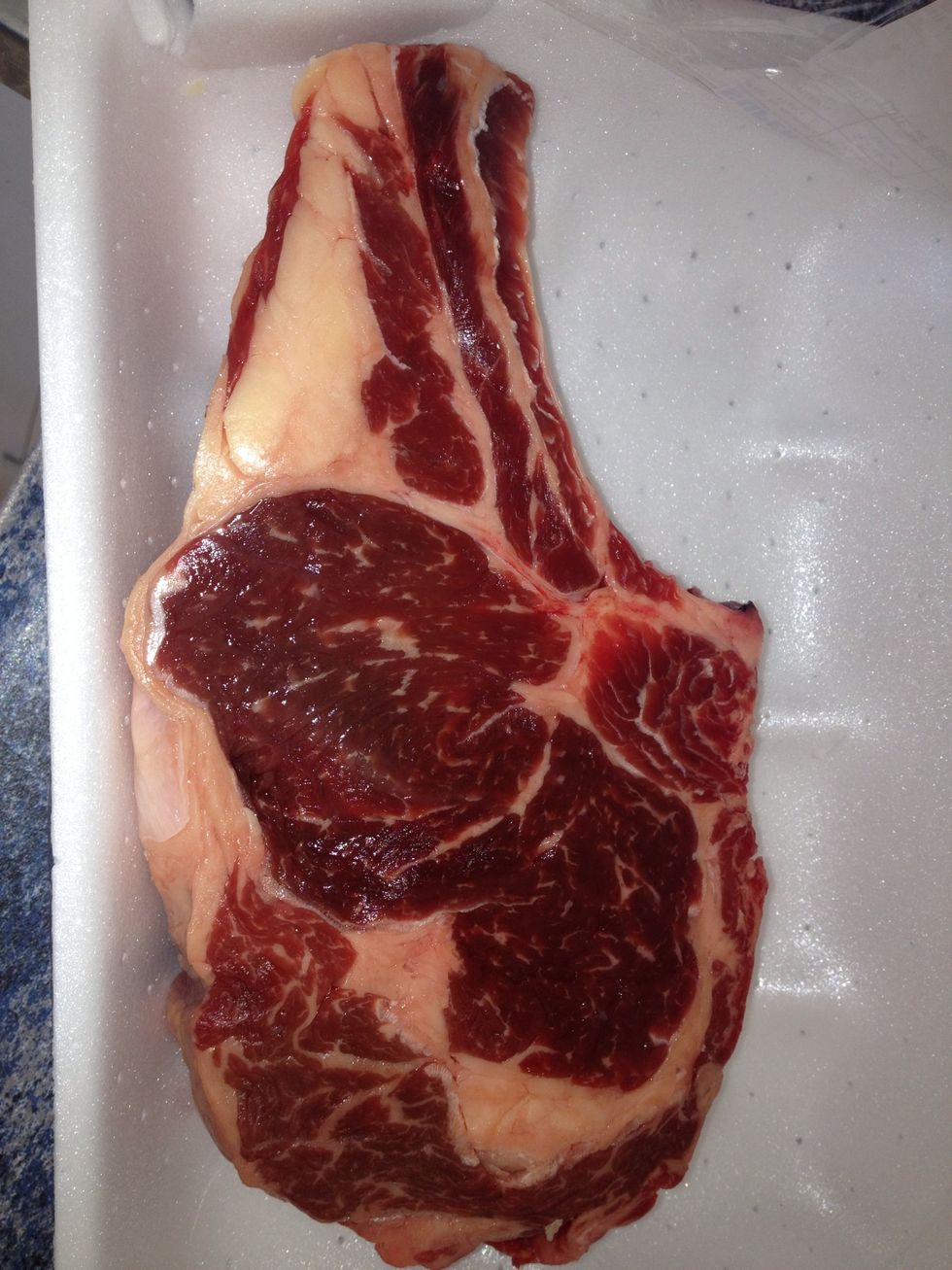 Rib eye filled on the bone this one is 1kg