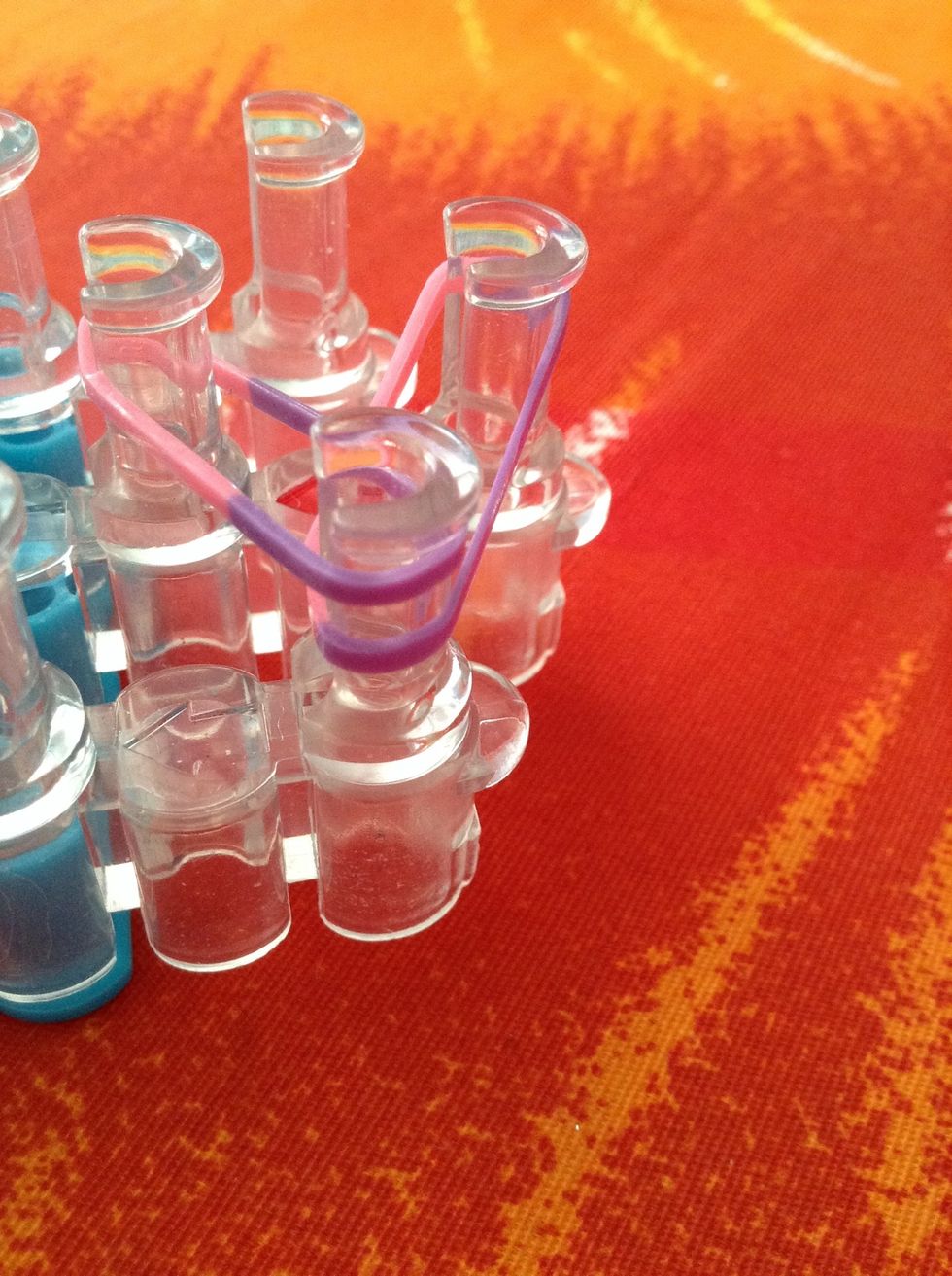 RIGHT: its much easier to have your bands spread out.