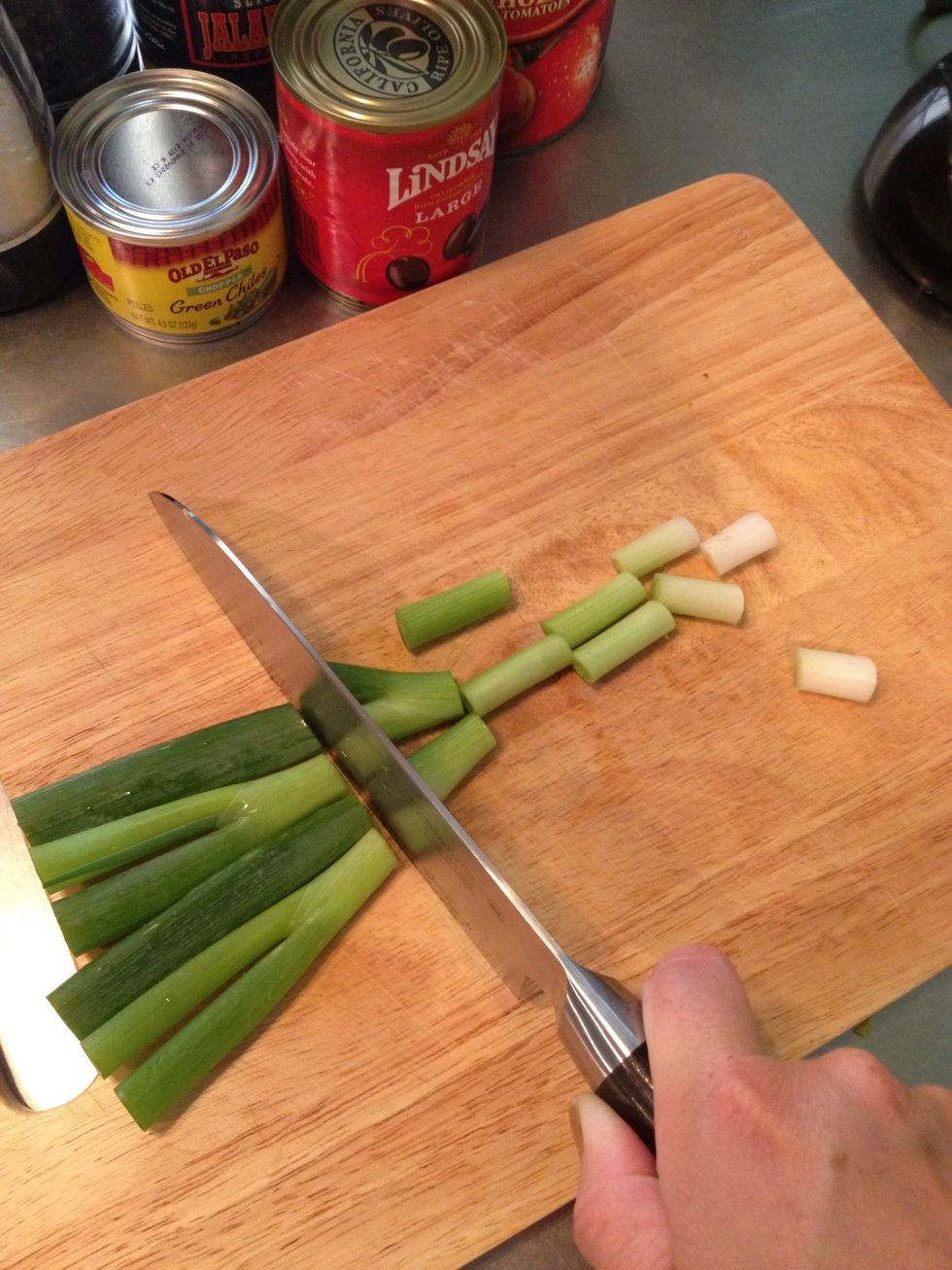 rinse and chop green onions into about 1in thick pieces