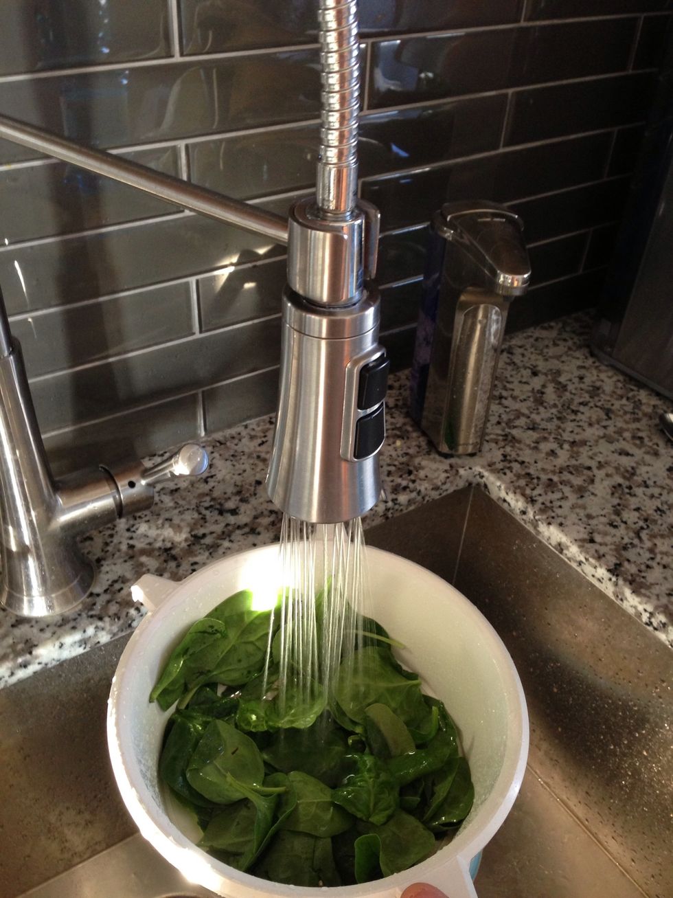 Rinse baby spinach well and add to blender