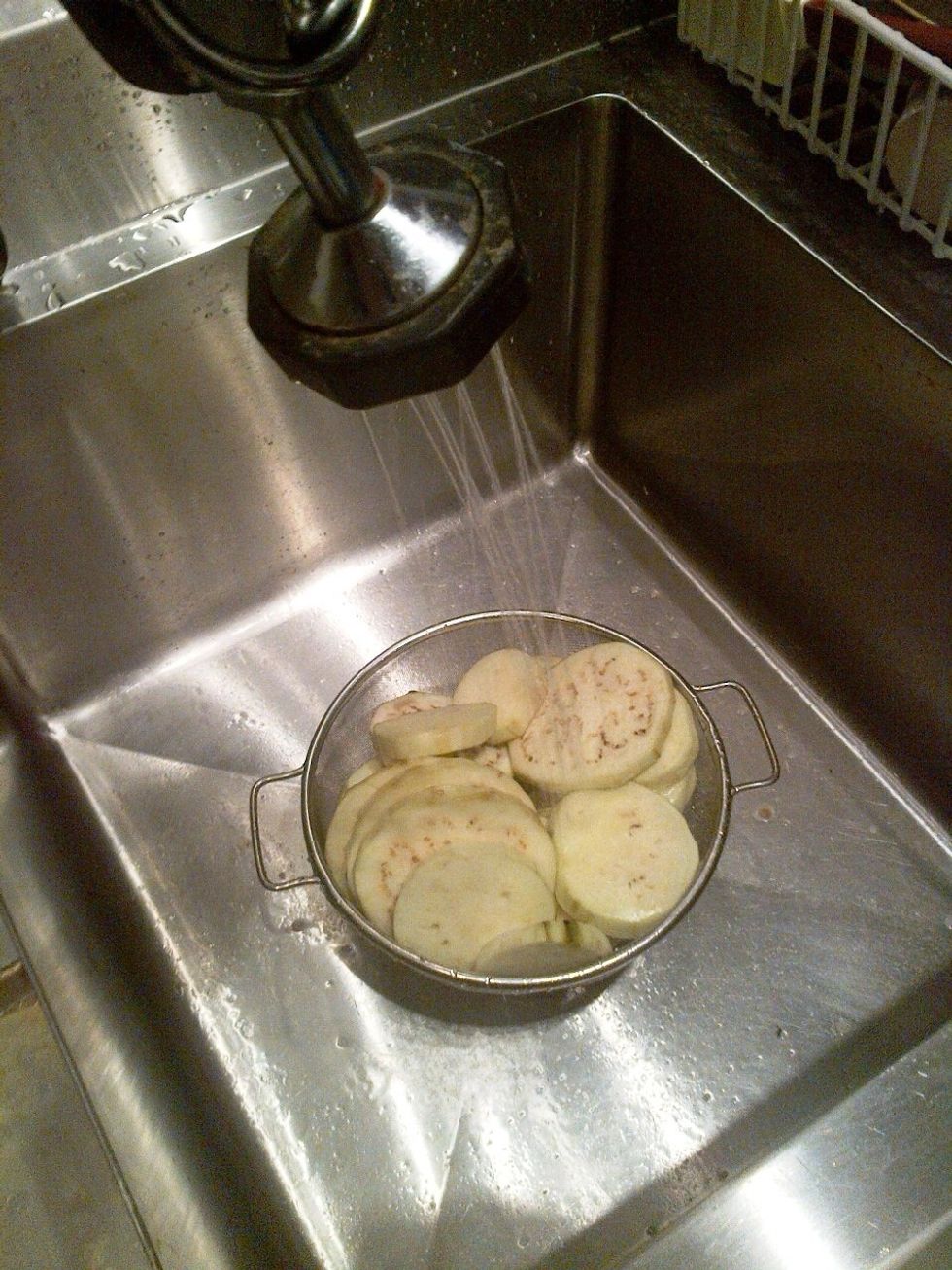 Rinse eggplant.