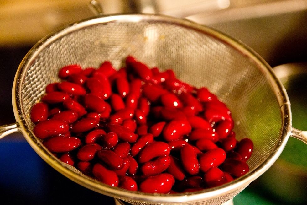 Rinse the kidney beans ( or whatever canned beans your using ?