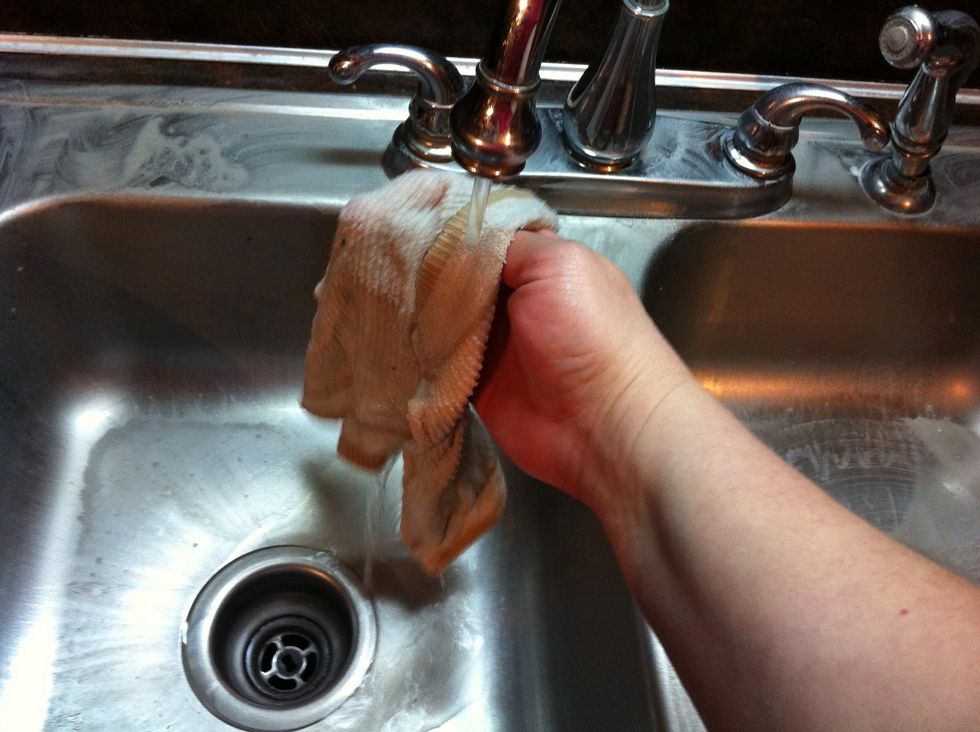 Rinse till water is clear.