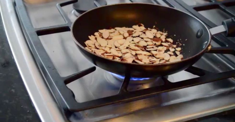 roast almonds