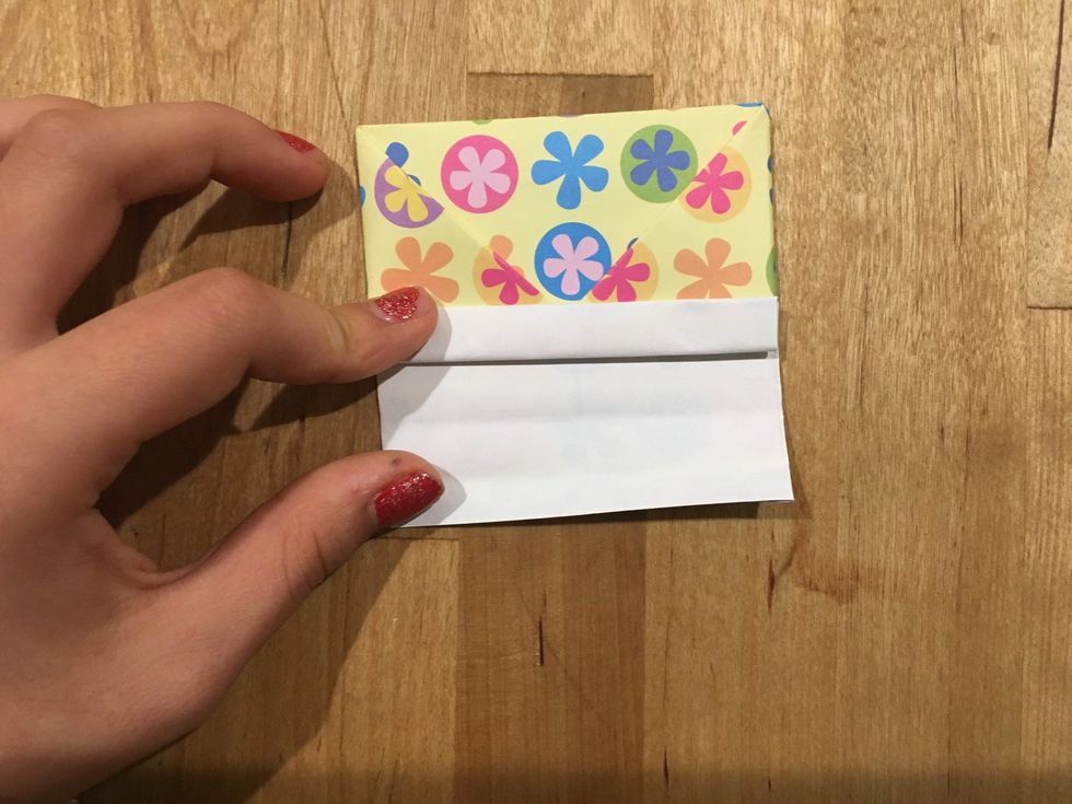 Role the un colored part to the middle