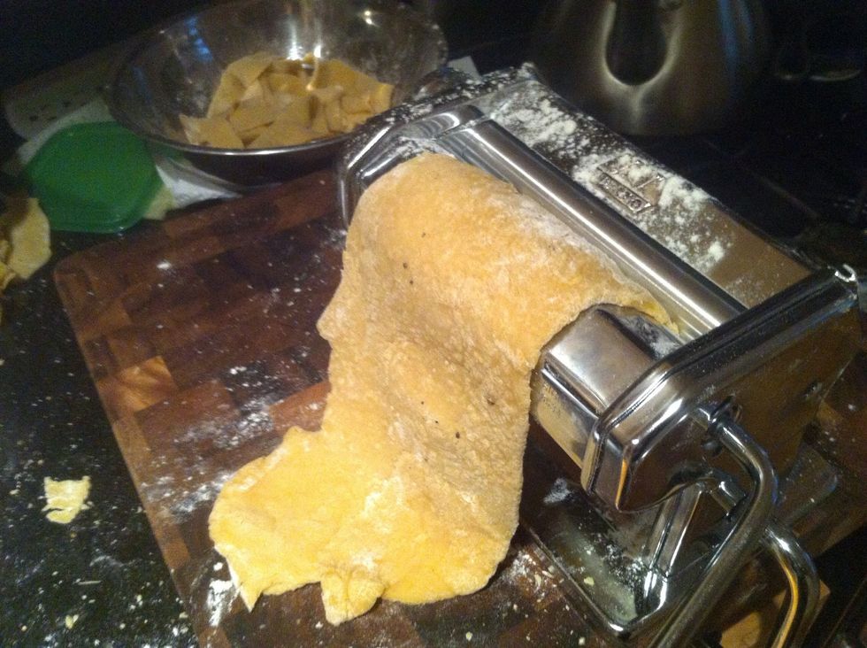 - roll dough: large setting (0)  - and gradually move pins to desired thickness