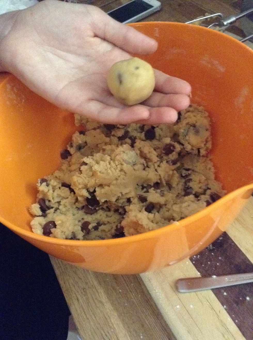 Roll into teaspoon sized balls