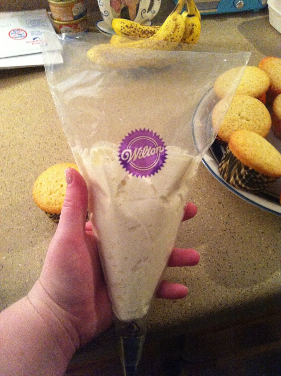 Roll the bag back up