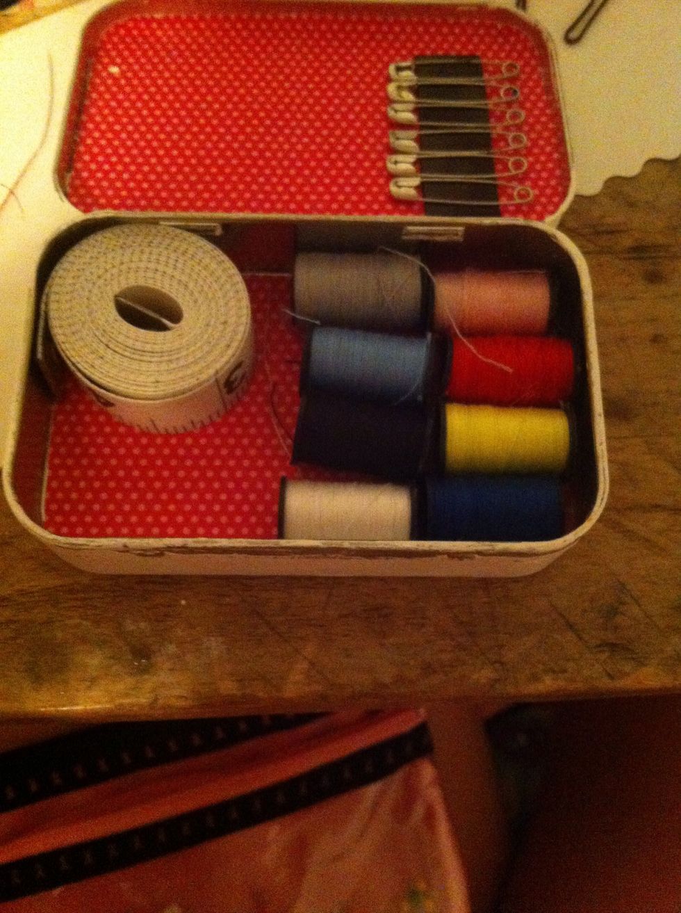 Roll up a measuring tape and put it in the opposite corner