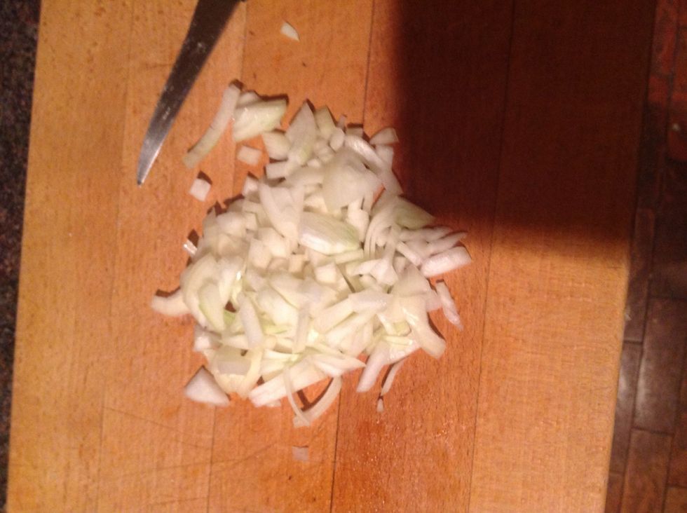 Roughly chop the onions