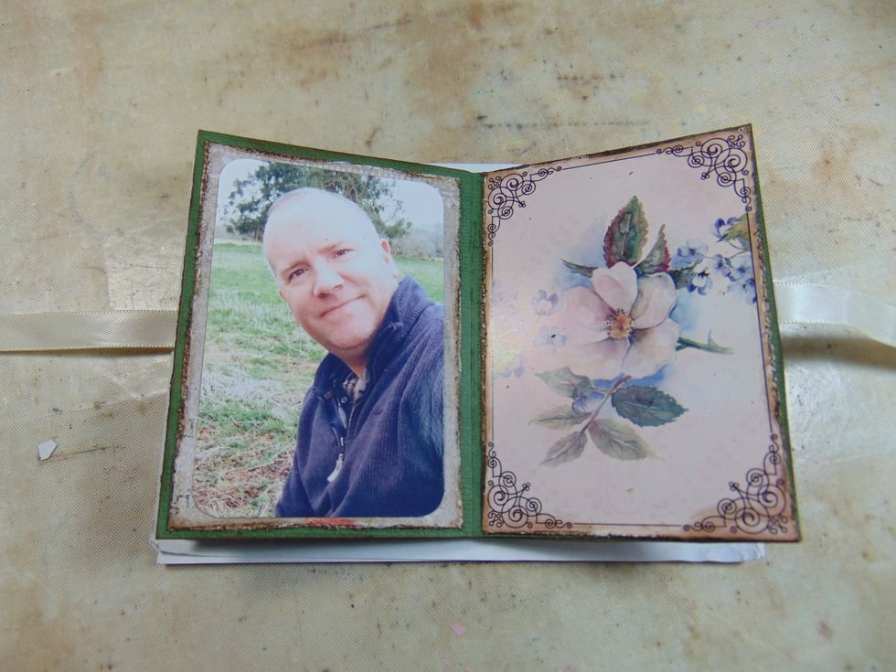 Round the corners on the photos and stick in album on top of the BFS papers. You will need 3 photos. Ink all the Cardstock edges of the mini album.