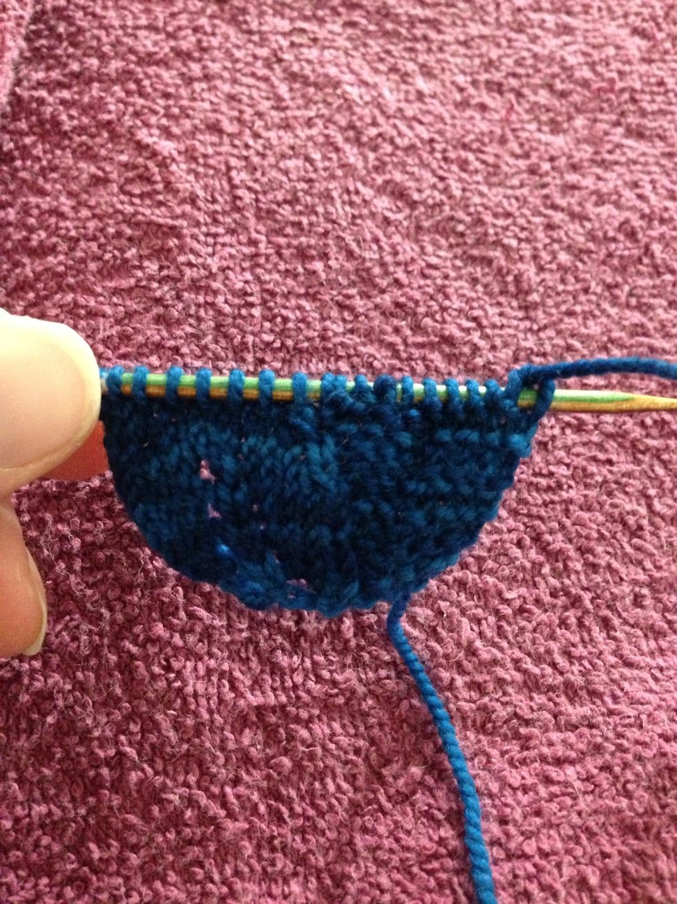 Row 12: p8, inc 1, k2, p1, k5