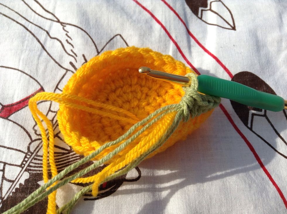 Row 6 - Chain 1, 1 hdc in same st and in each st to the end. You can work over the yarn tail from the previous row if you don't want to be bothered with weaving in the ends later.