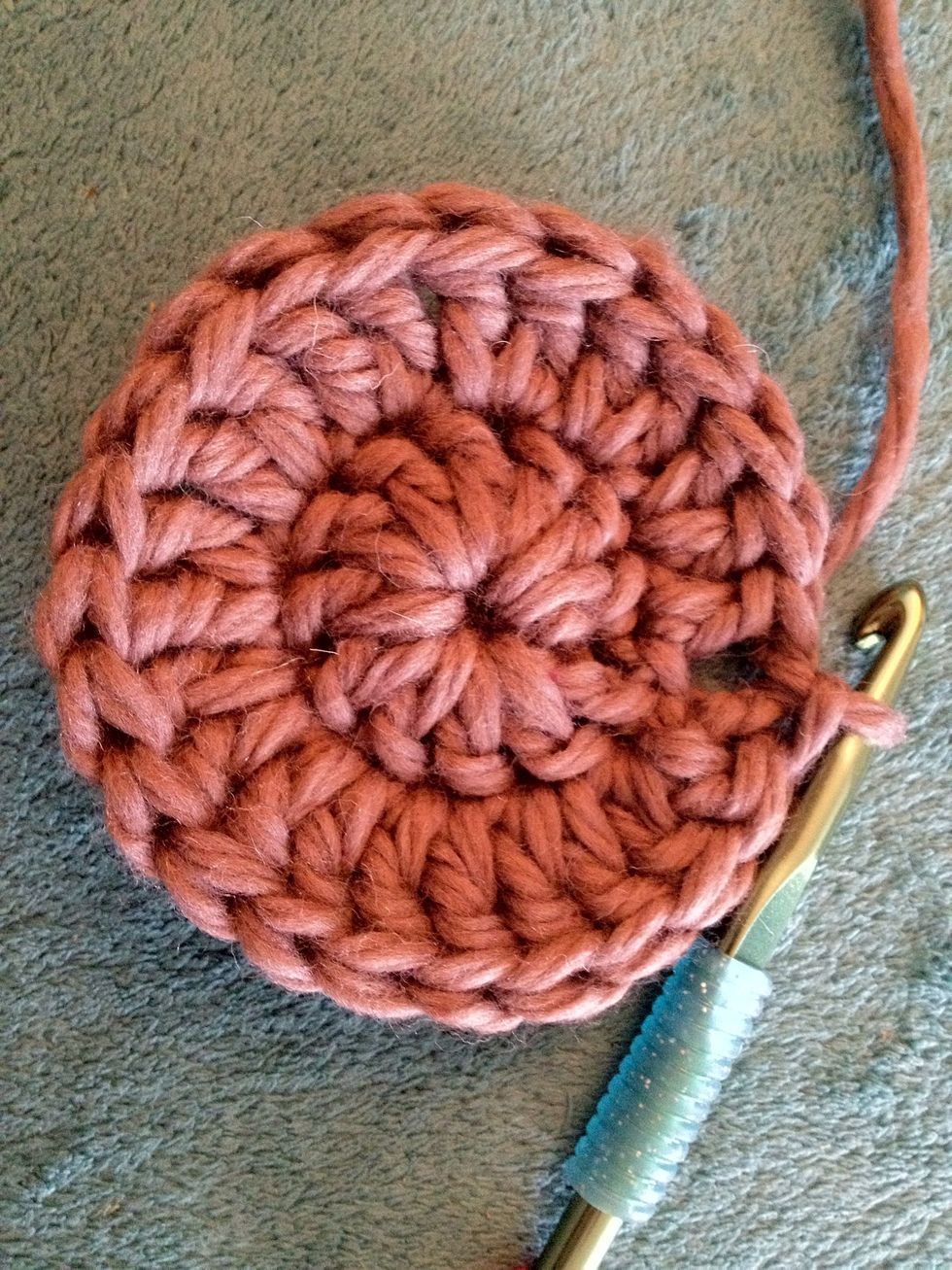 Row two: 24 tr, including the beginning 3 ch. Join with a slst again to make a circle.