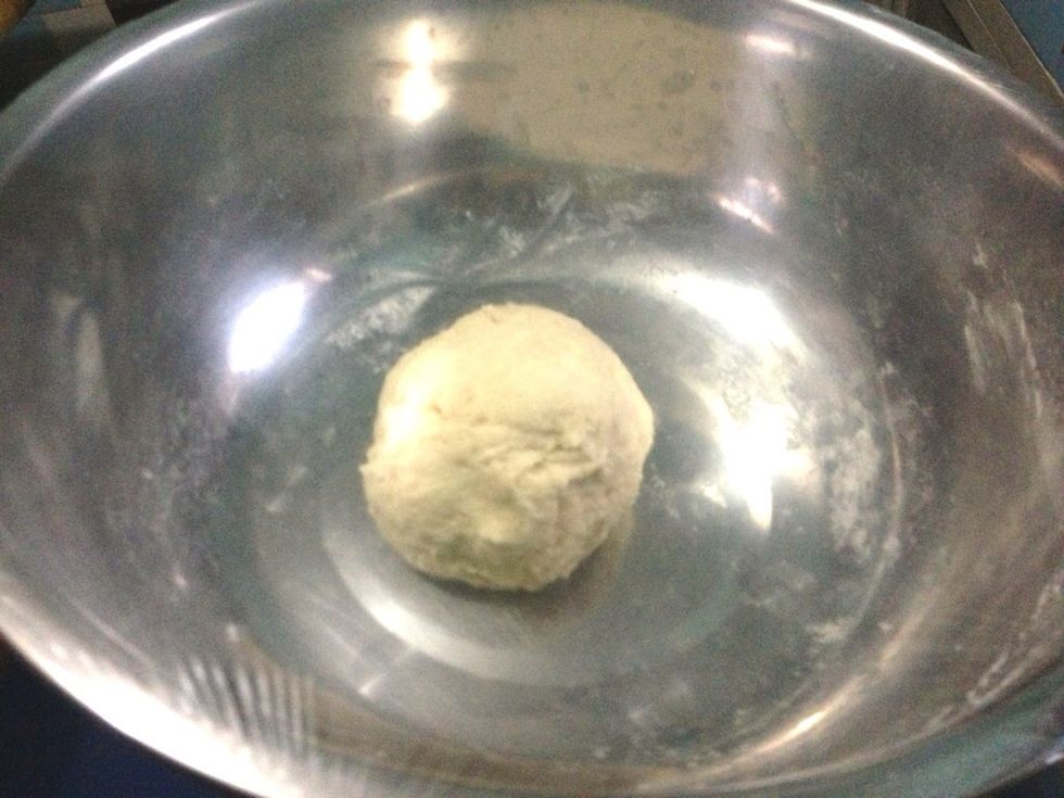 Rub your fingers with olive oil and knead the dough for about 4-5 mnts. Wrap the dough in plastic wrap, put in warm place and allow to double its size about 45 mnts