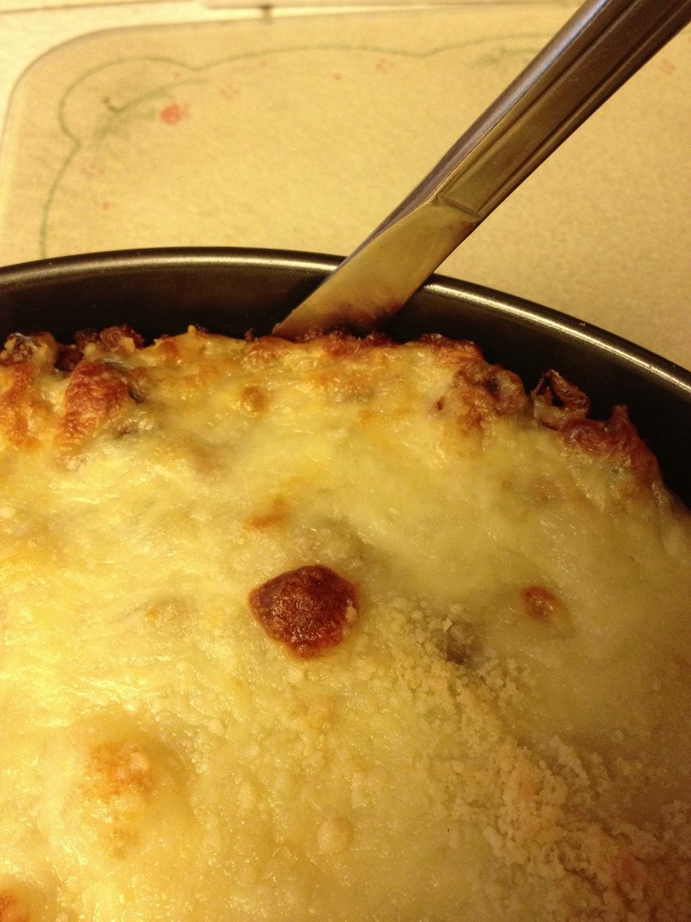 Run a knife along the edge and release the springform pan. .