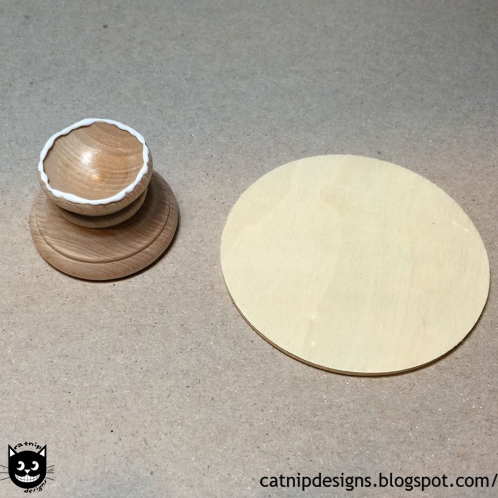 Run a line of white glue along the edge of the Egg Cup