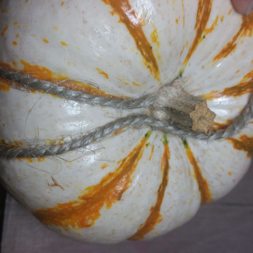 Run the rope all the way back to the top stem.