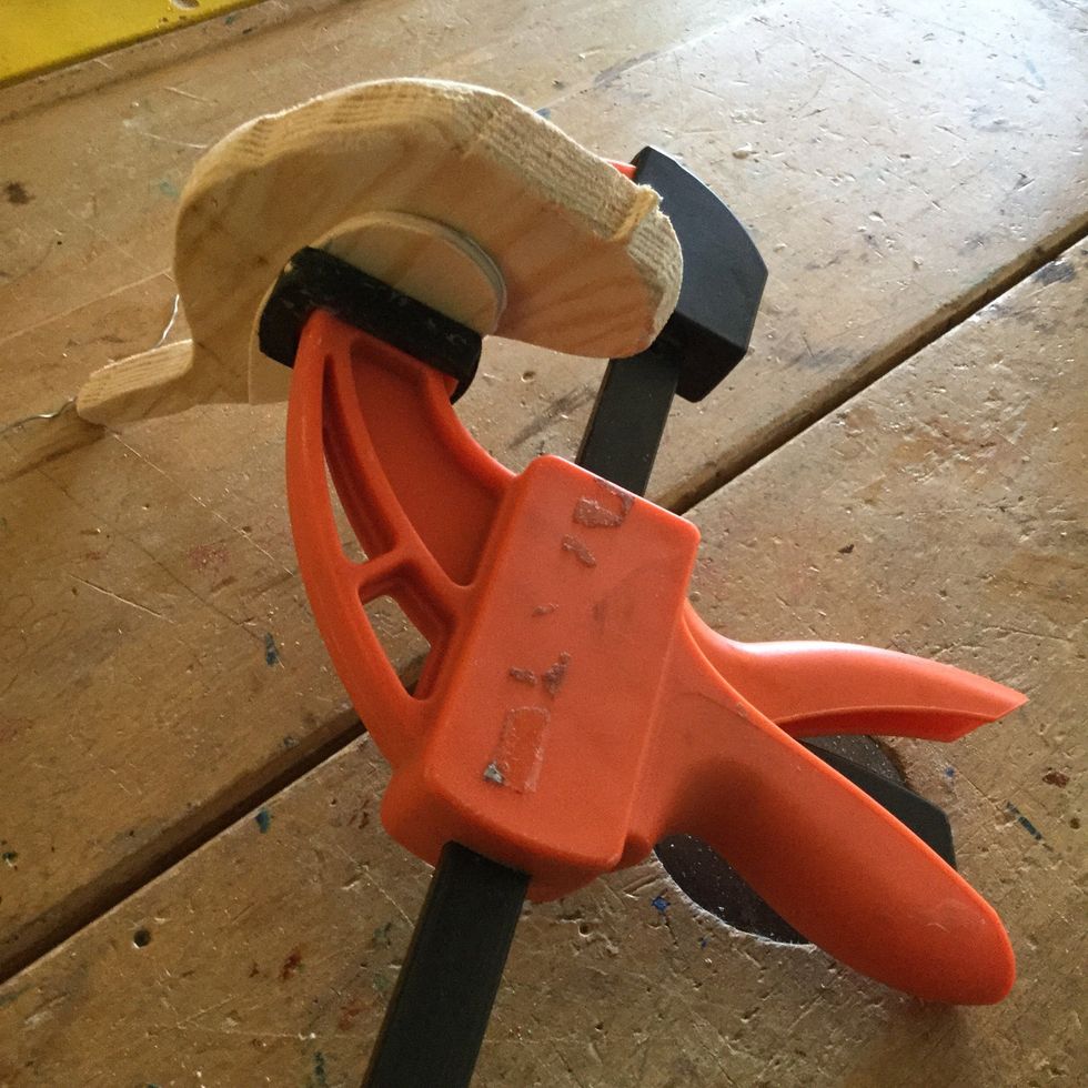 S\u00e4tt i press med en tving till n\u00e4sta lektion.