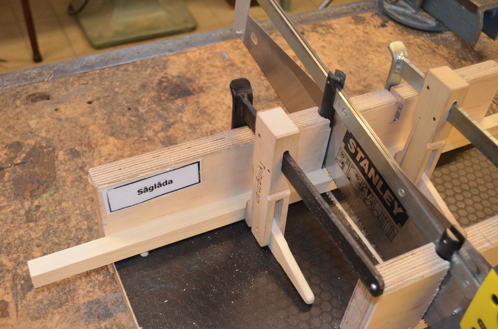 S\u00e5ga av bitarna i en s\u00e5gl\u00e5da