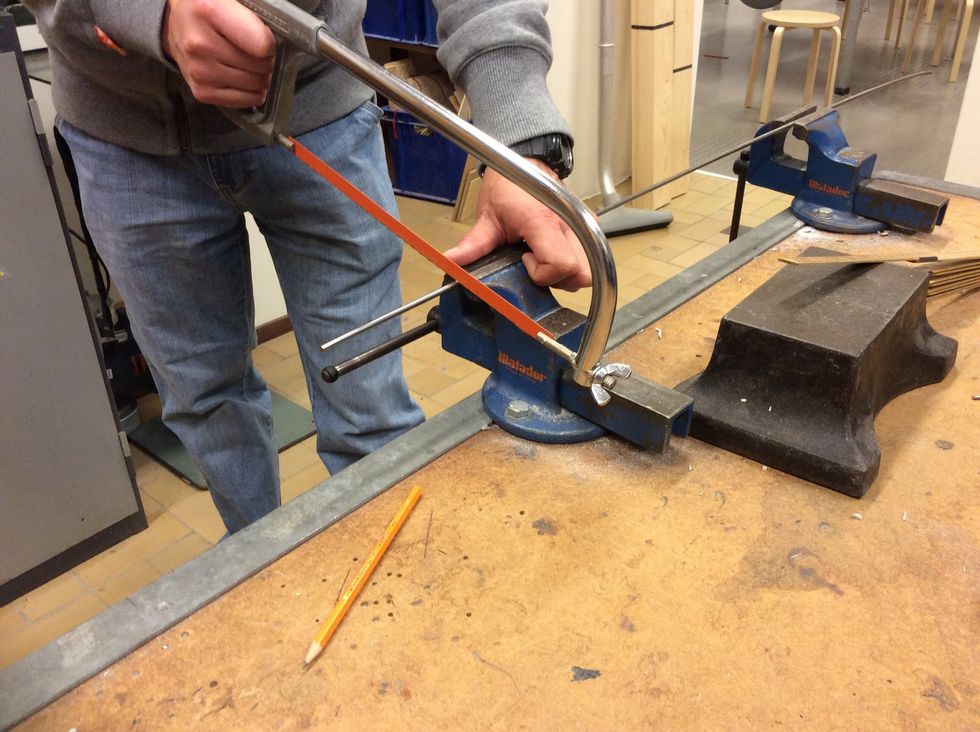 S\u00e5ga av med en b\u00e5gfil.