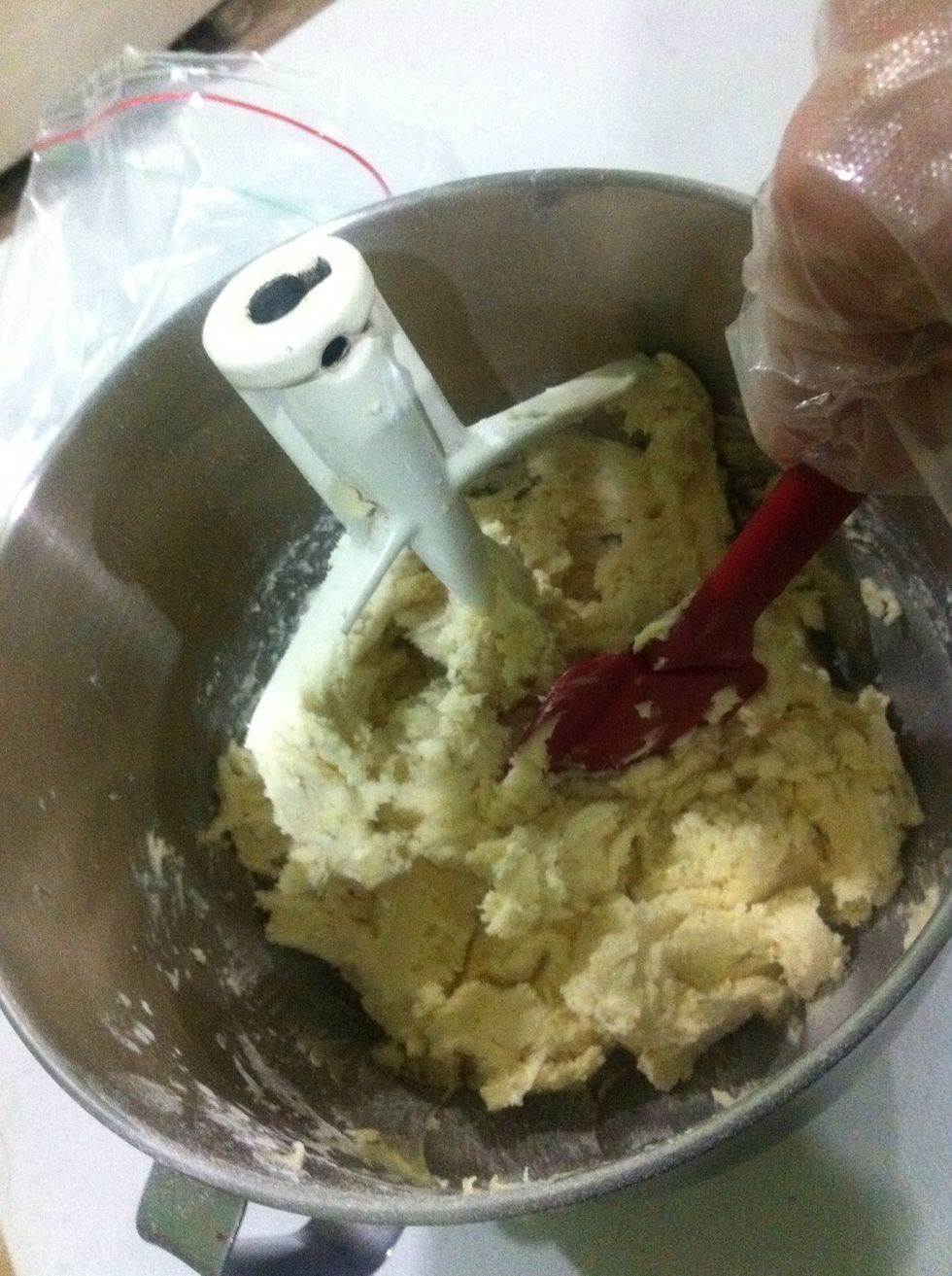 S1: Beat Butter (Rm Temp.), P. Sugar, V & A extract and Egg (around 1min.) S2: Put the Cake Flour (mix around 2mins. until incorporated Then put the dough in the mat