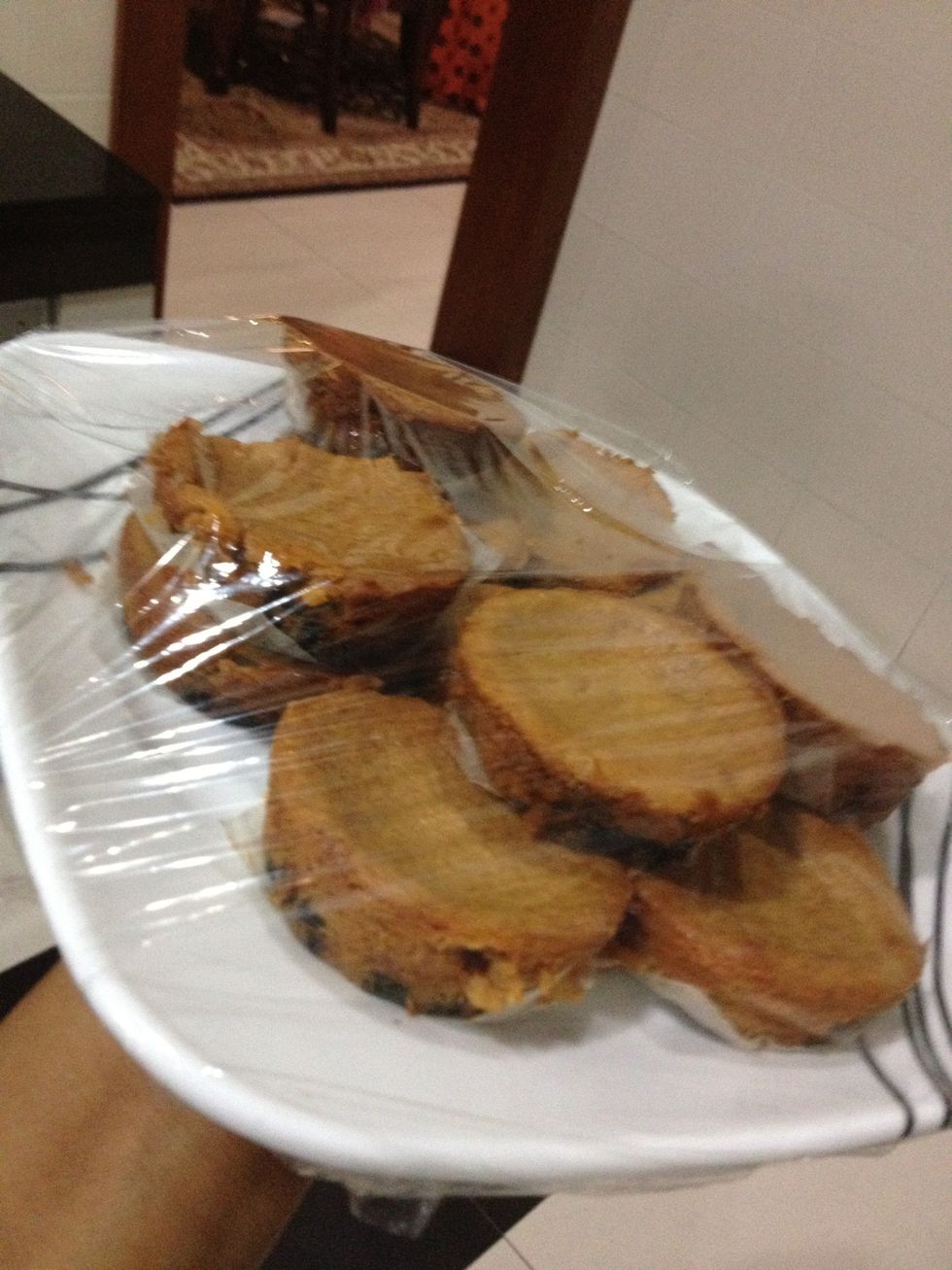 Sad part....... Cover them up with plastic wrap and refrigerate for at least 2 hours. Or if you're an impatient cow like me, pop them in the freezer for 15 minutes.