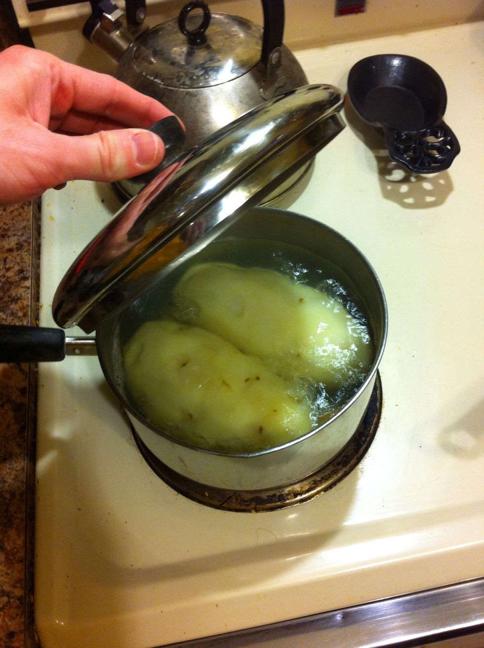 Saice is also good with some sliced potatoes. The great thing about this recipe is how well it works with a variety of starches; in Bolivia, saice is also served with pasta.