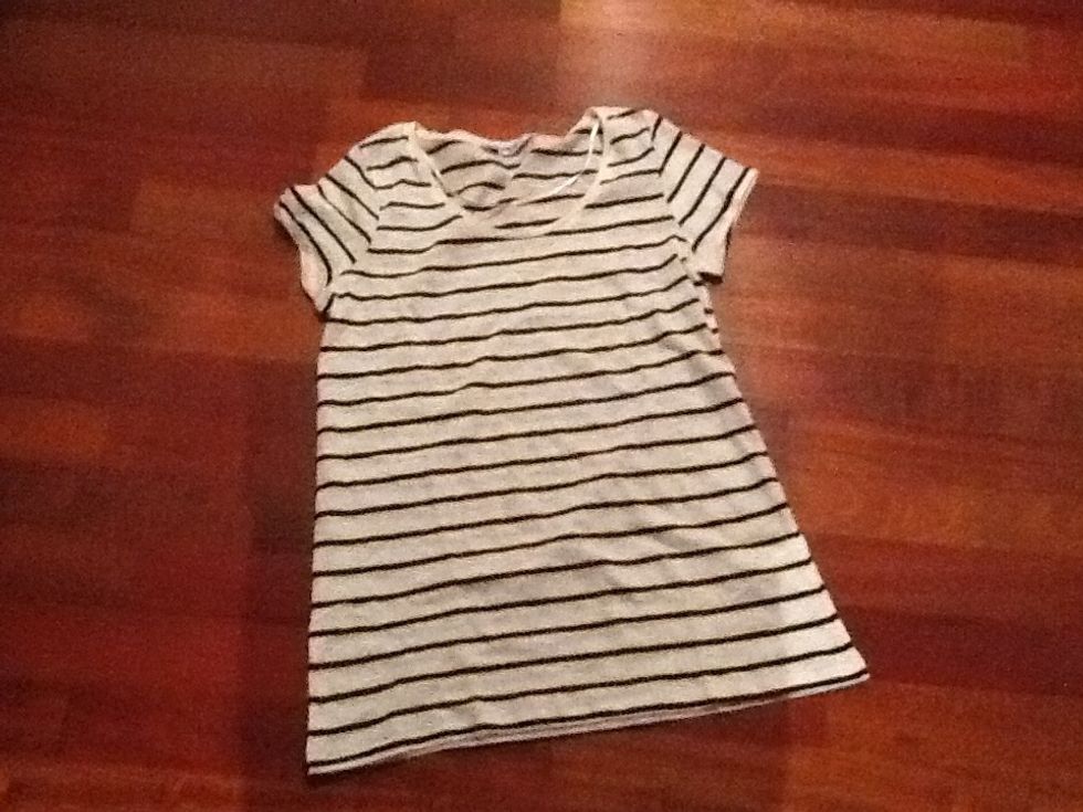 Samarreta de ralles  La pots portar amb una faldilla curta, amb uns texans o amb malles i pantalons curts