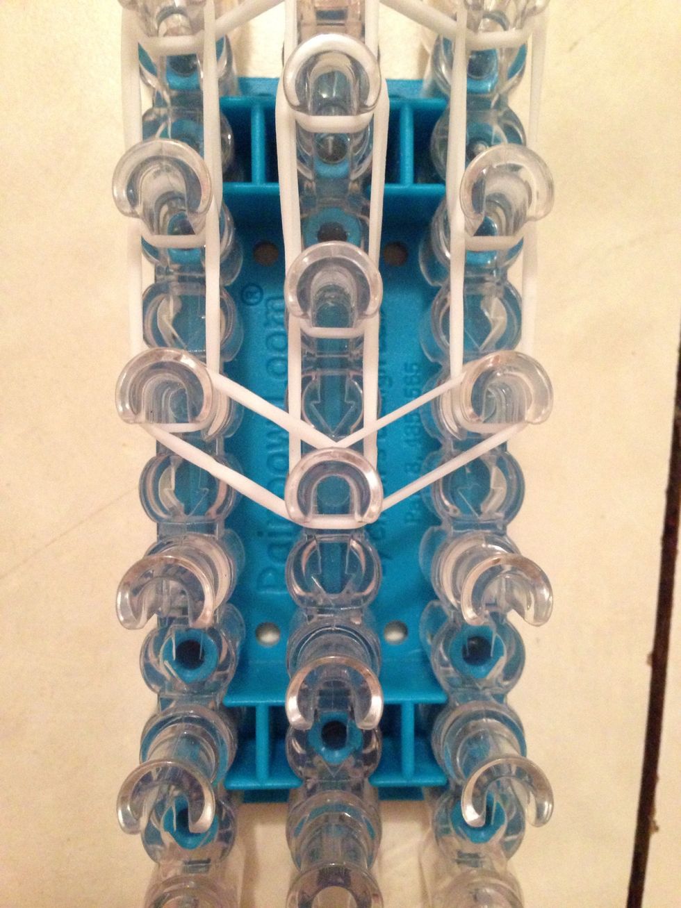 Same to the left side closing off the head