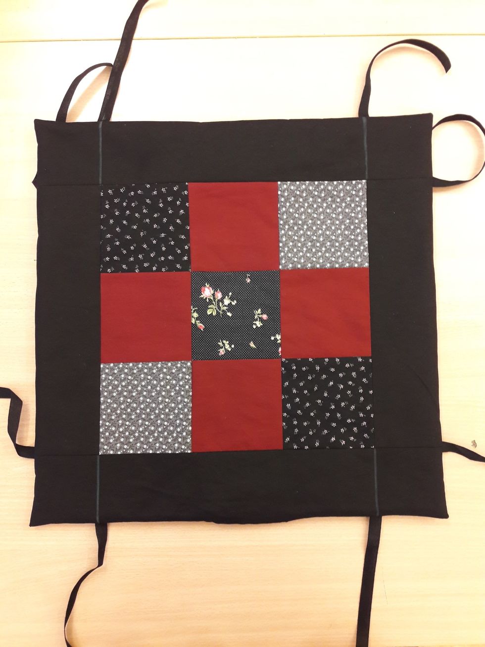 Sammanlagt ska du rita 4 korta streck.