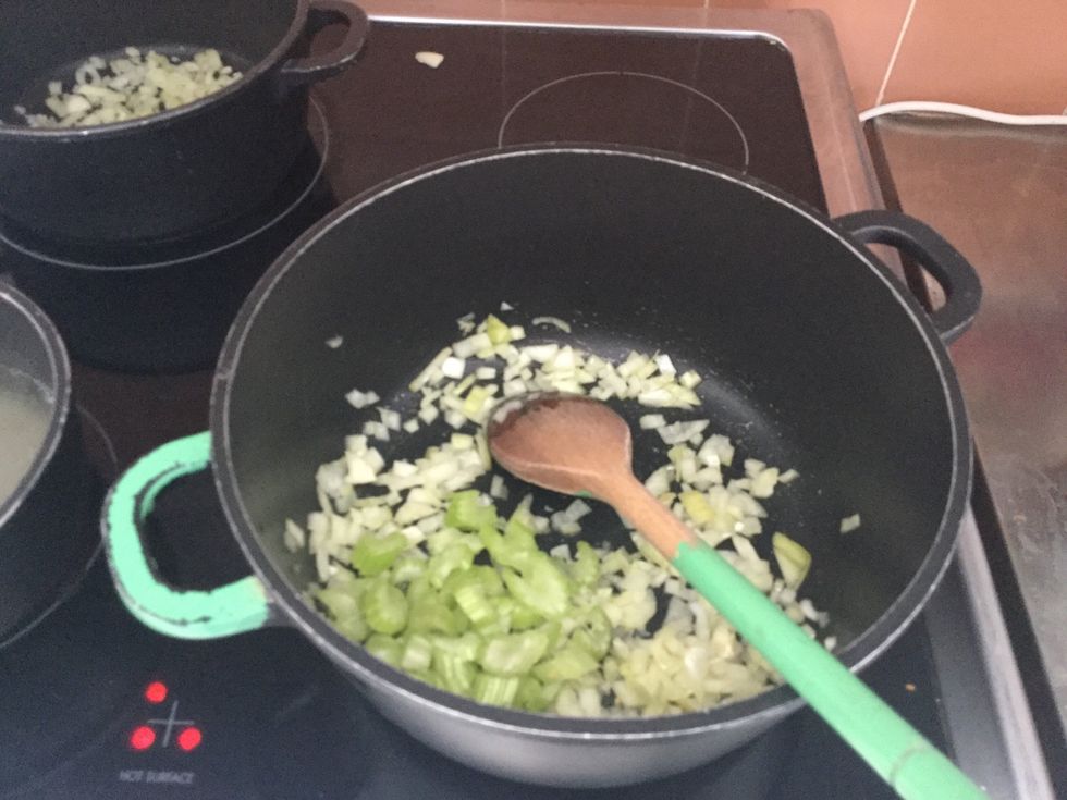 Saut\u00e8ing helps to optimise the finished product by softening the texture, and developing the flavour of the ingredients.