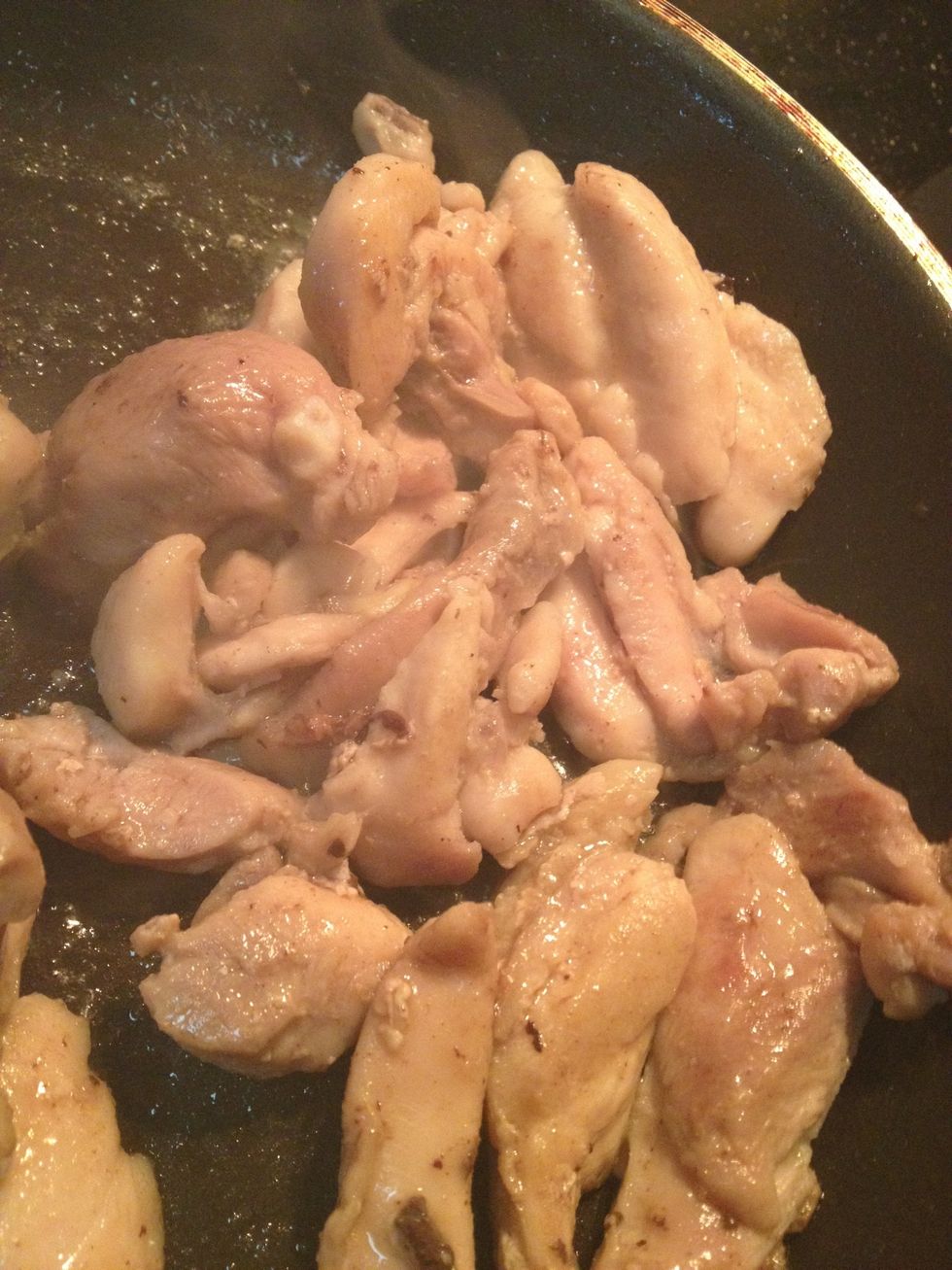 Saut\u00e9 chicken with some salt and pepper till almost done and keep it aside. We cook this again in the sauce for 2 mins so not cooking it completely :)