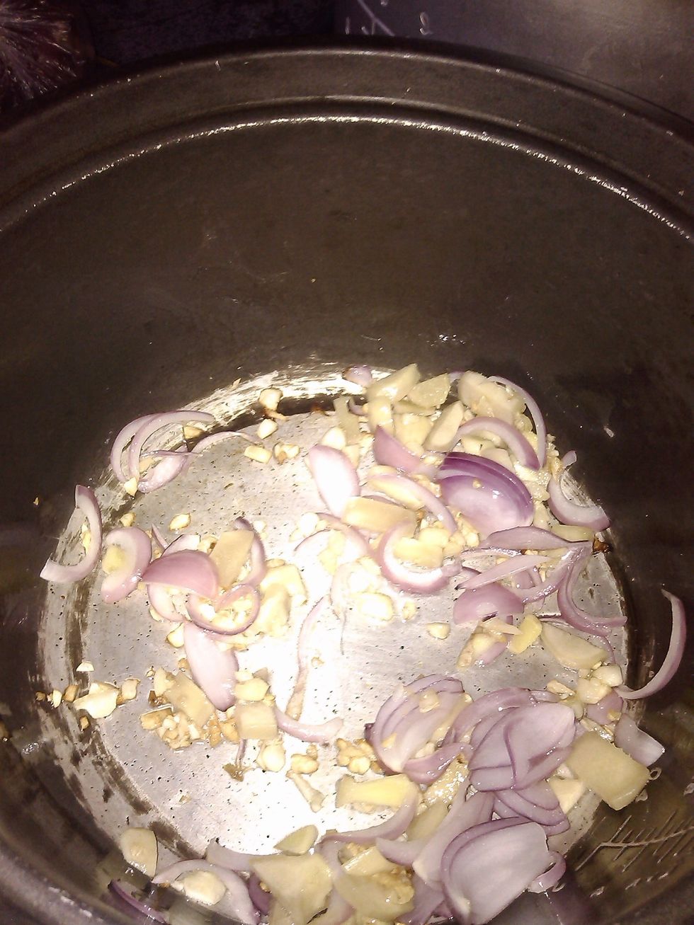 Saut\u00e9 garlic, onion, and ginger on 2tbsp of cooking oil. Do not put too much oil because you don't want your soup to be oily.
