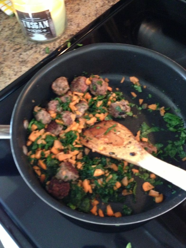 https://guides.brit.co/media-library/saut-u00e9-spinach-with-carrots-and-any-remaining-meatballs.jpg?id=24279570&width=784&quality=80