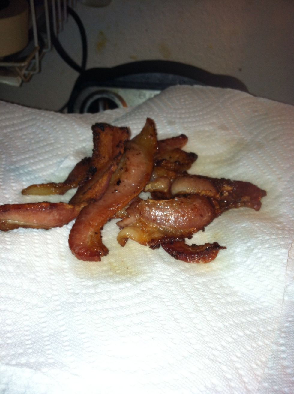 Save a little bit of the grease. This is for the potatoes.