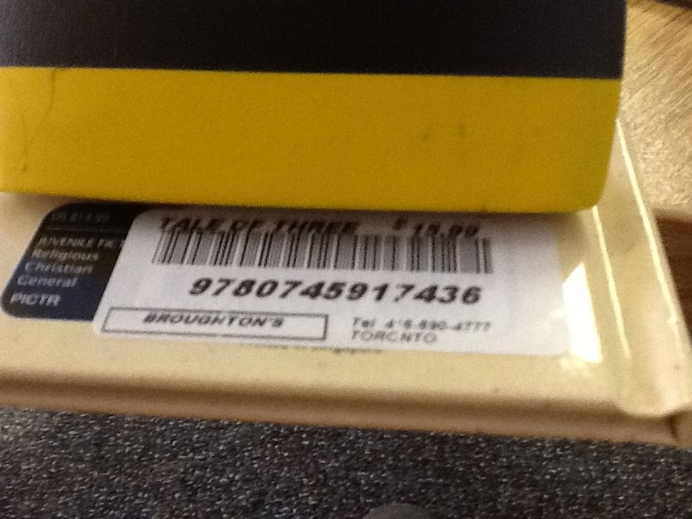 Scan ISBN or hand input.