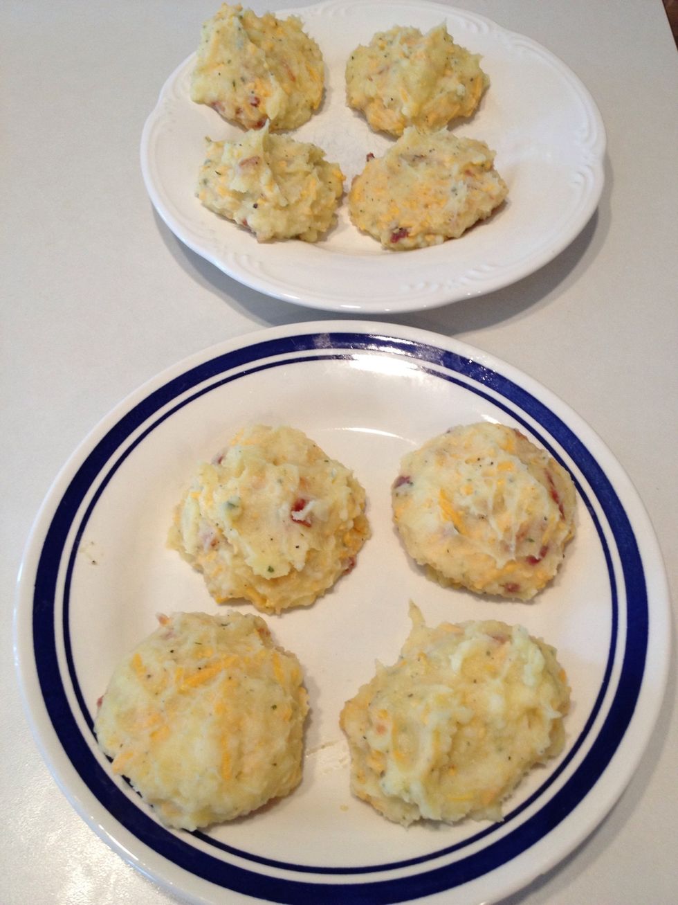 Scoop out a handful of mashed potatoes and use hands to make patties. WARNING... This step is messy, so take off rings first! \ud83d\ude0a