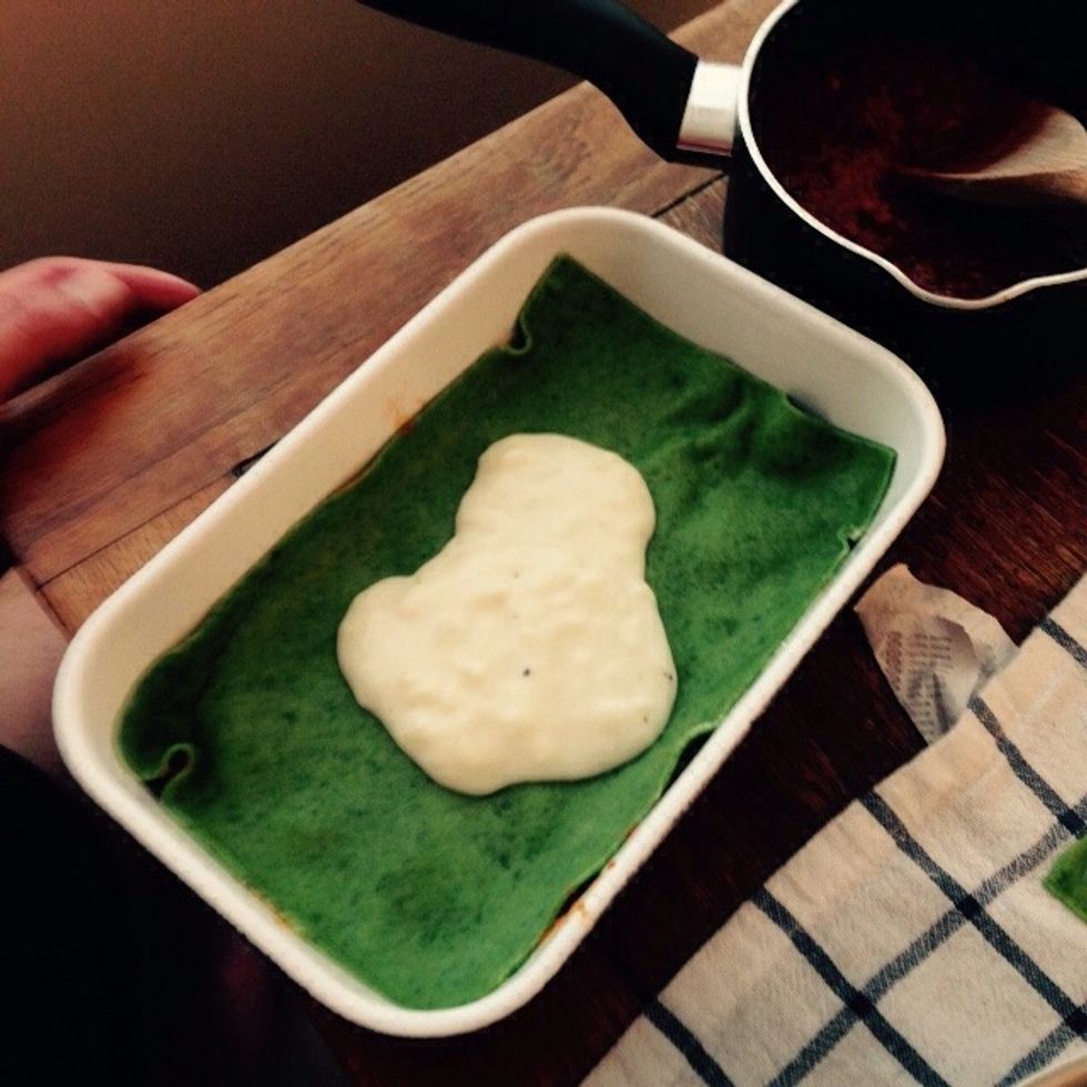 Scoop some bechamel on top