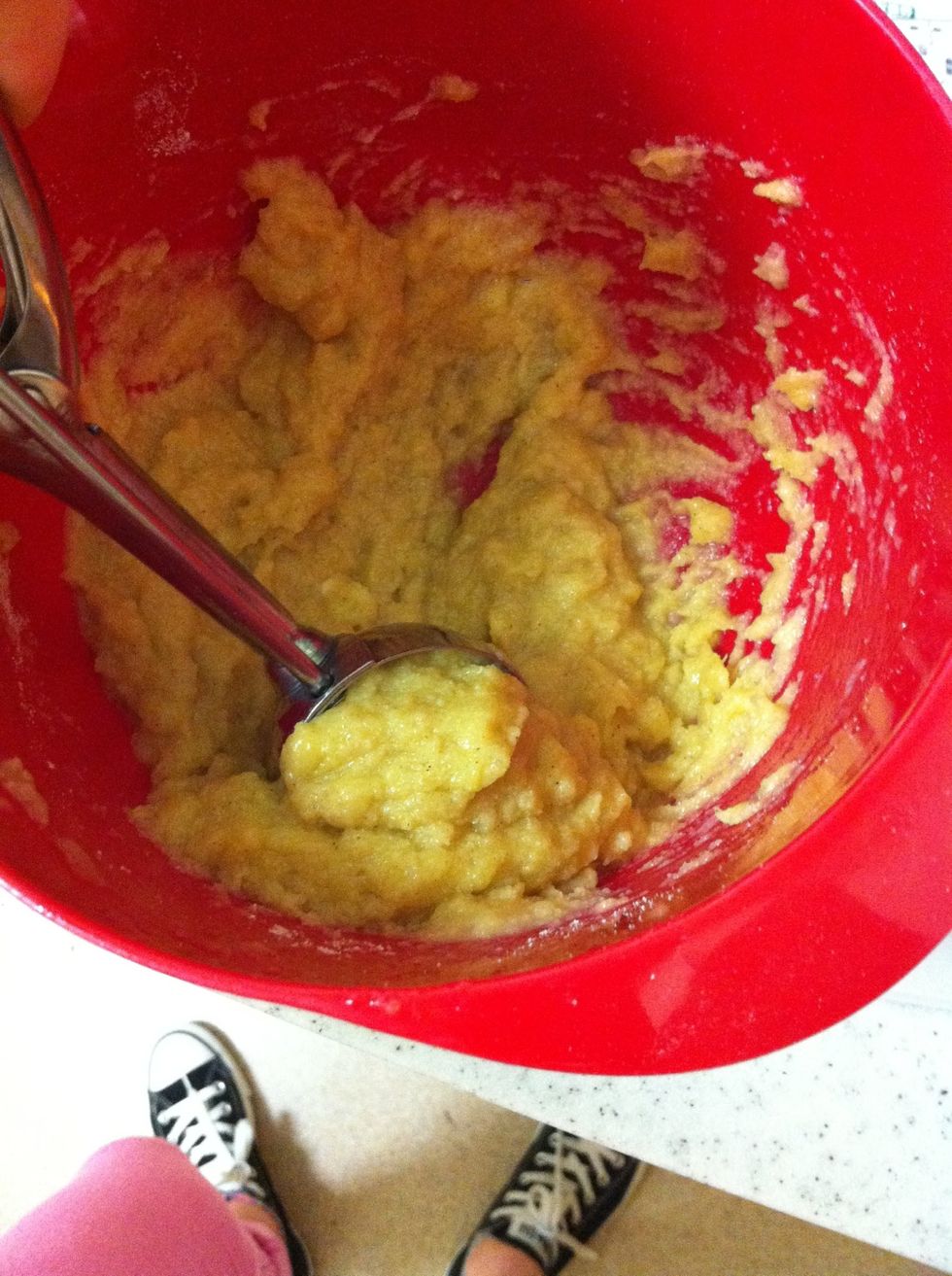 Scoop the batter into the tins