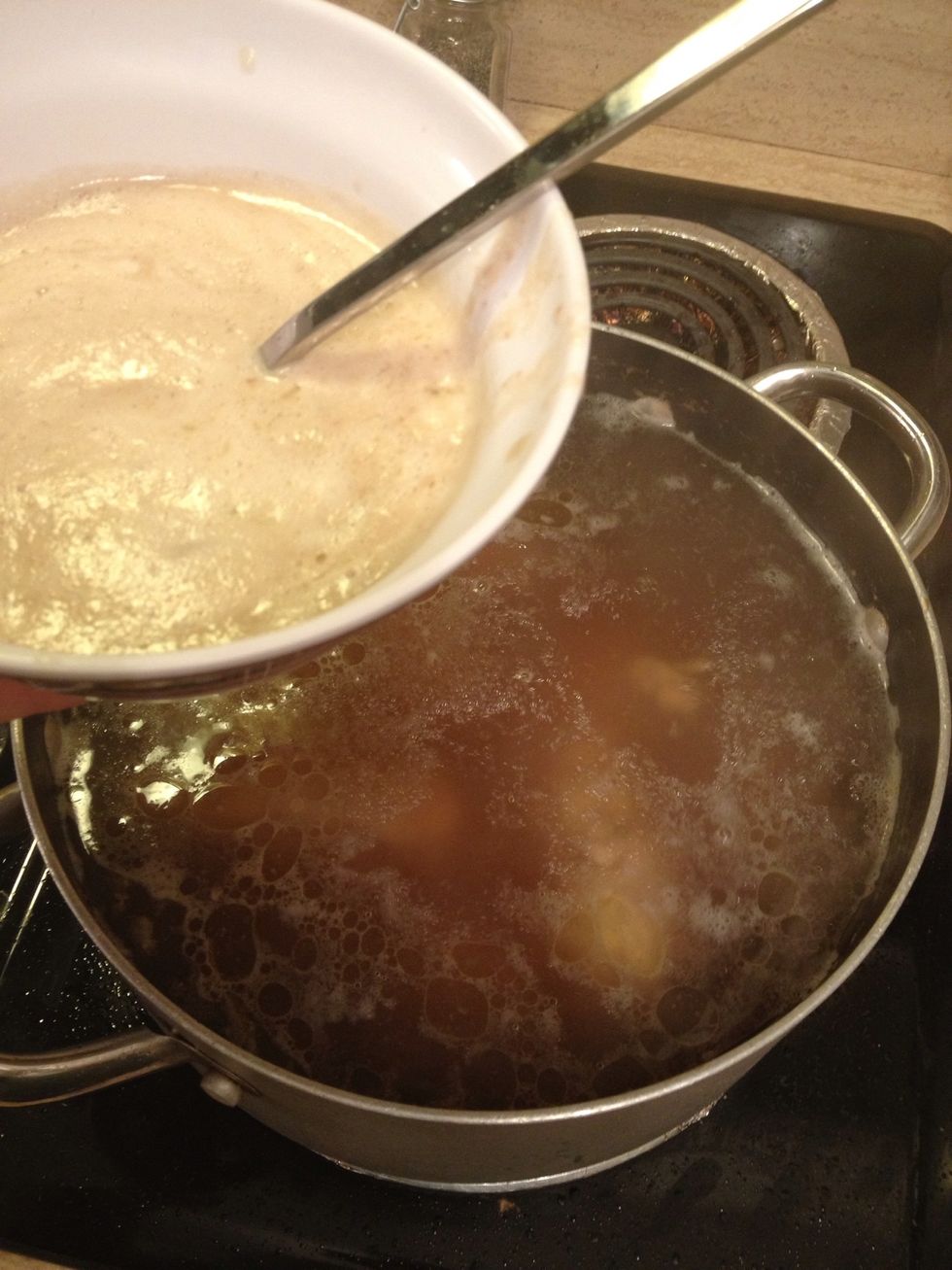 Scoop them out and continue to slowly boil your broth on medium for another 30 min.