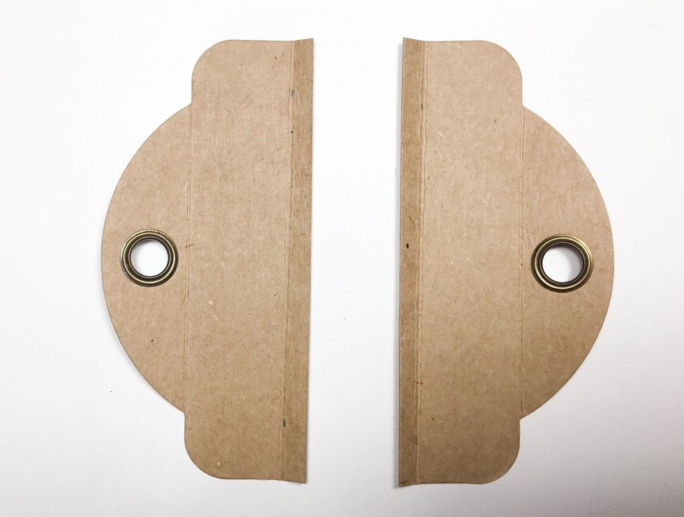 Score across the tag top as shown. Then measure 0.5cm from the bottom of the tag top and score.