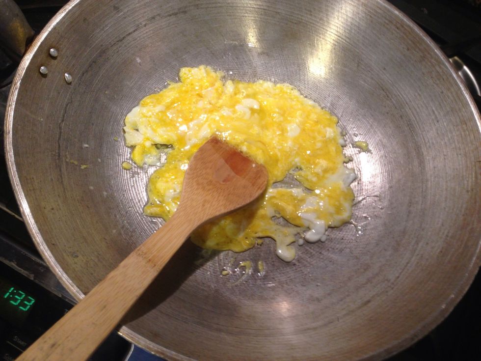 Scramble 2 -3 eggs
